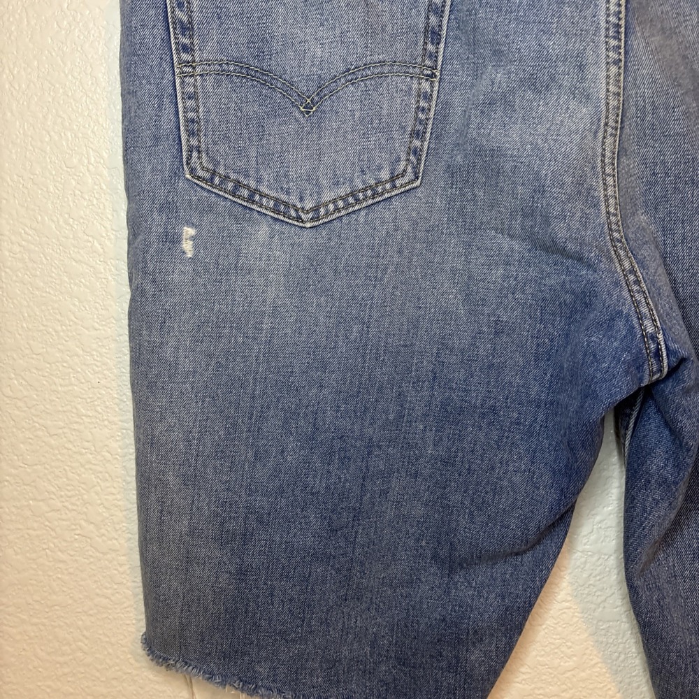 Size 40 Levi Strauss Cut Off Jean Shorts Blue Denim Distressed - Picture 12 of 15